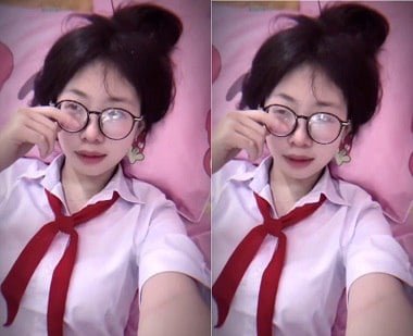 Đã xx quần chưa tháo cà vạt